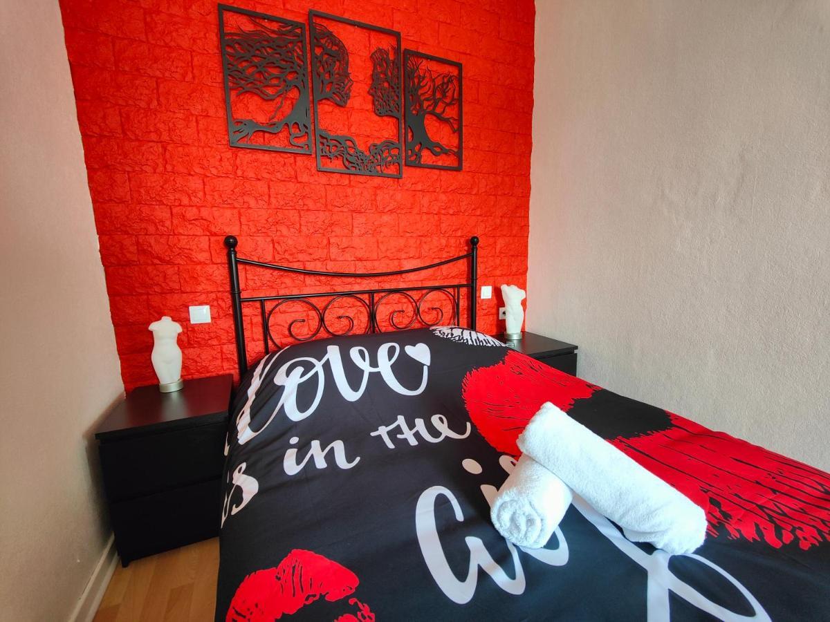 Private & Comfortable Apartments Puttelange-aux-Lacs Екстер'єр фото