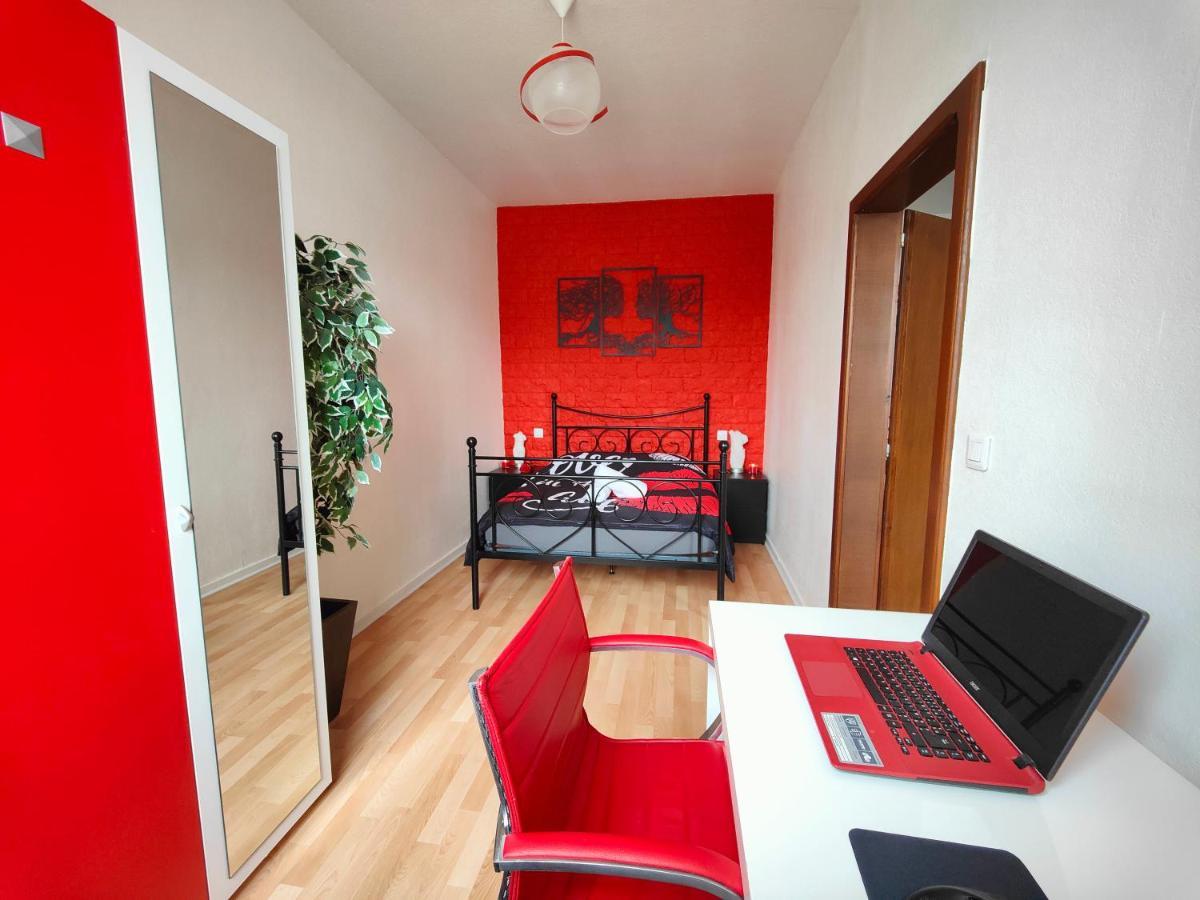 Private & Comfortable Apartments Puttelange-aux-Lacs Екстер'єр фото