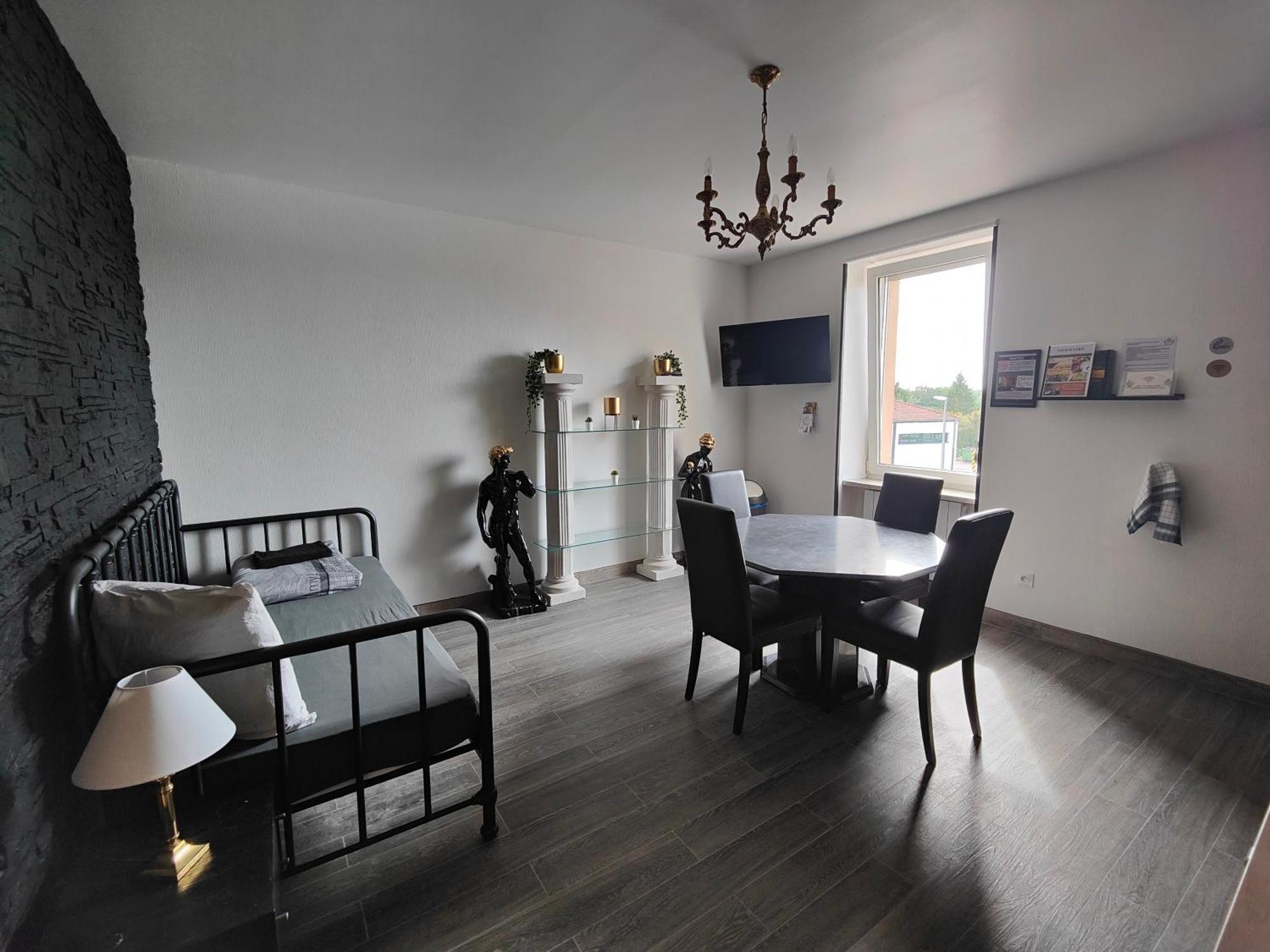 Private & Comfortable Apartments Puttelange-aux-Lacs Екстер'єр фото