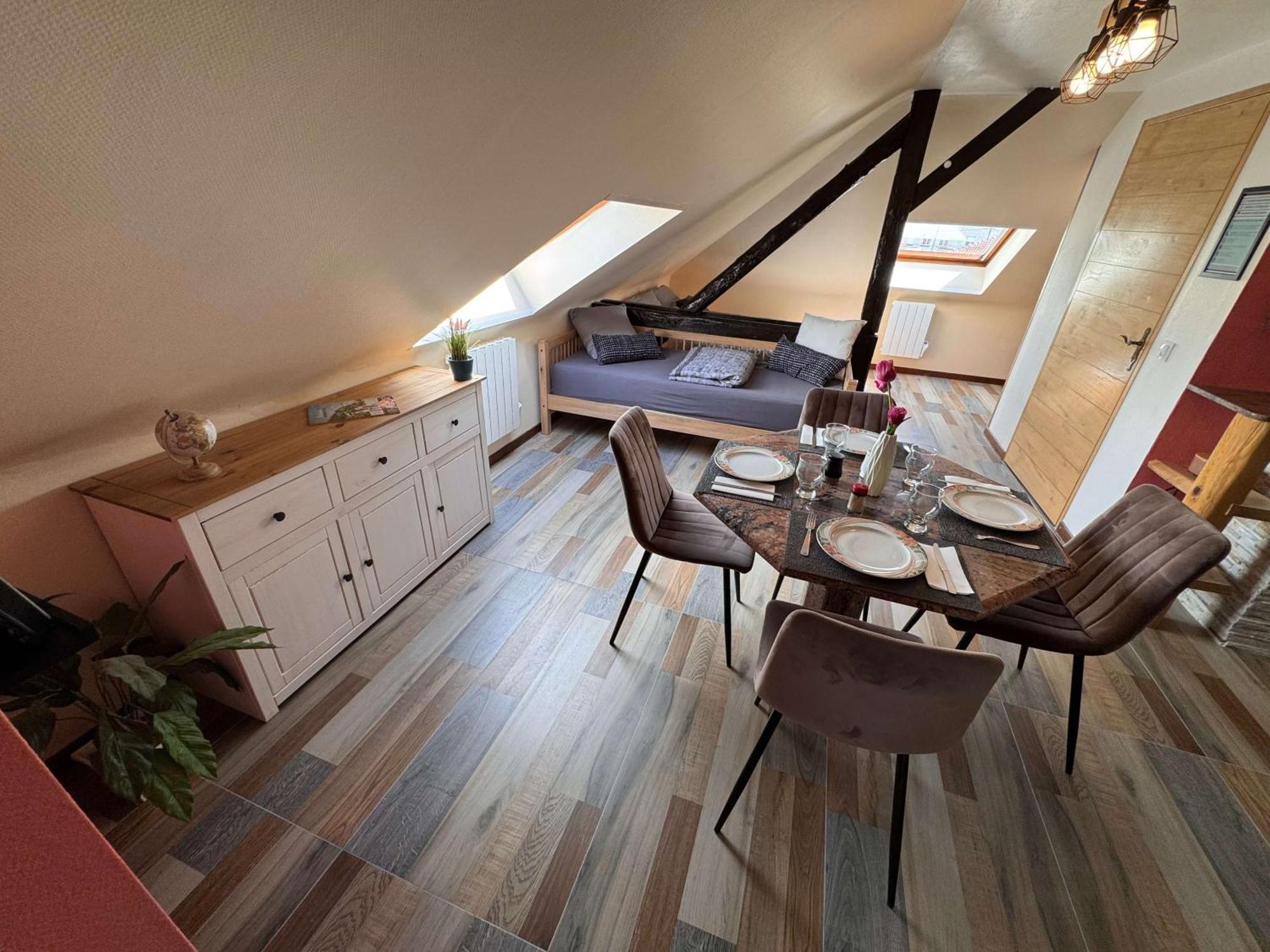 Private & Comfortable Apartments Puttelange-aux-Lacs Екстер'єр фото